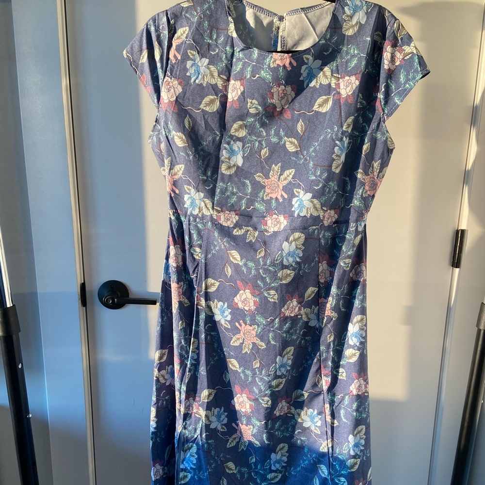 Floral ZipUp Open Back Floral Dress